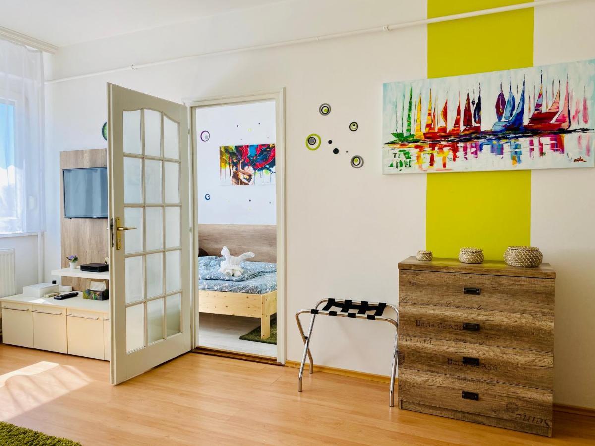 Kálvária Apartman Szeged Exterior foto
